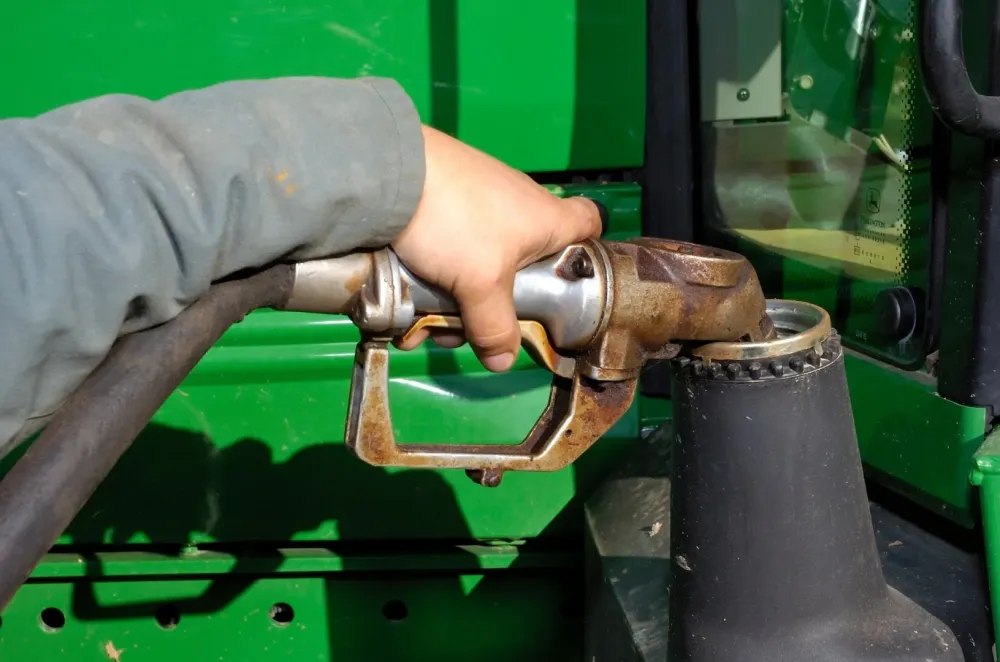 Vente de GNR près de Noues de Sienne